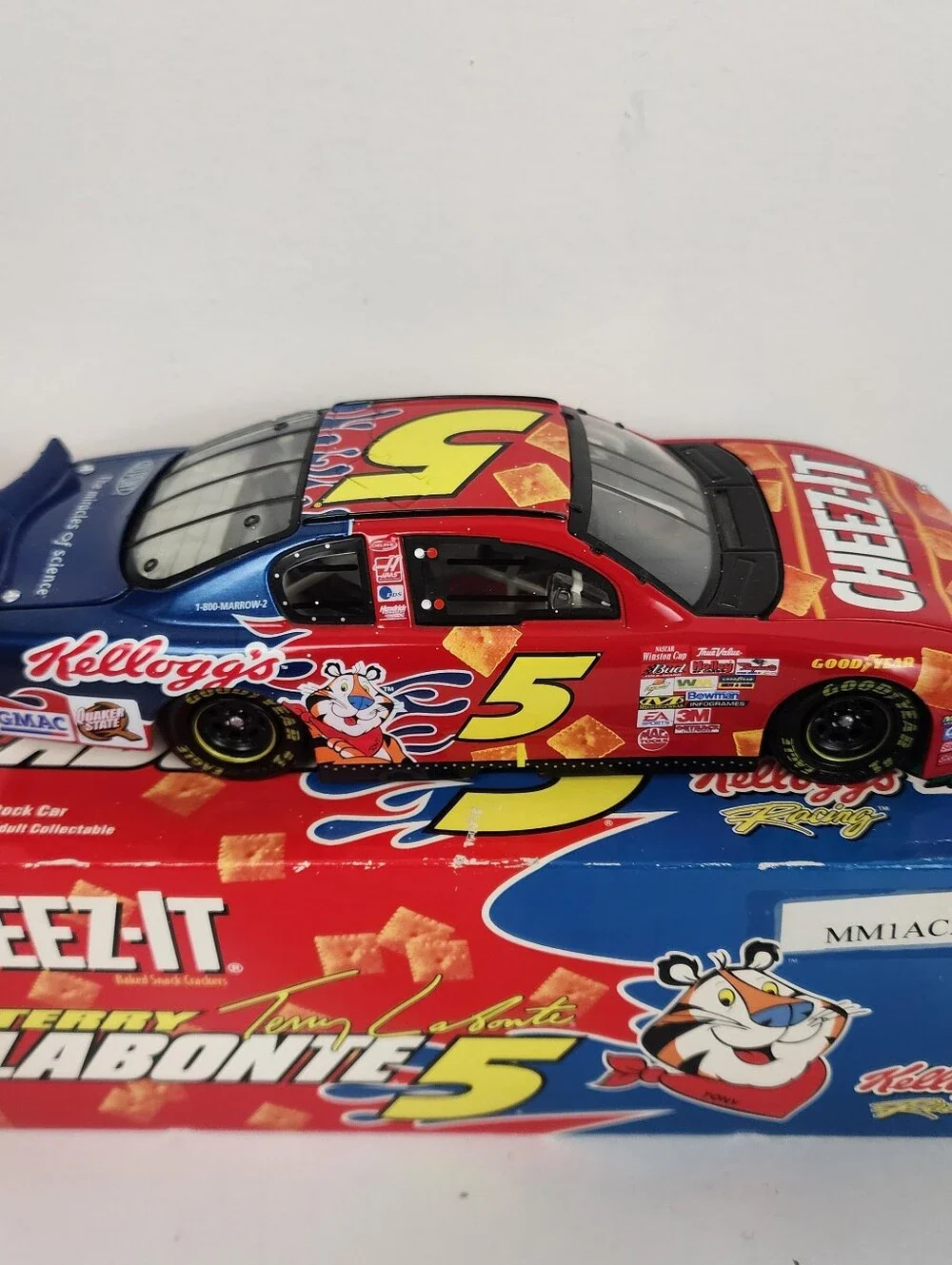 Cheez-It Terry Labonte #5 Die-Cast Racing Car 2002 Diecast Kellogs Action Racing